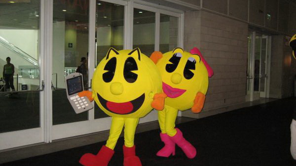 Mr-Pac-Man-Mrs-Pac-Man